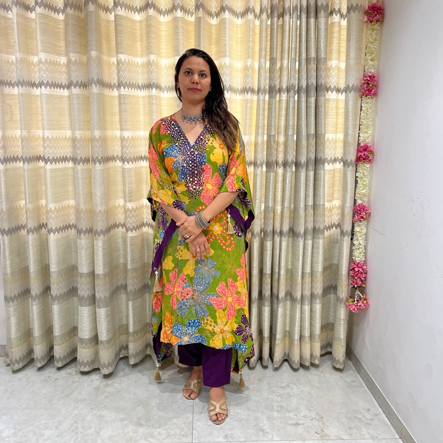 kaftan with straight pants